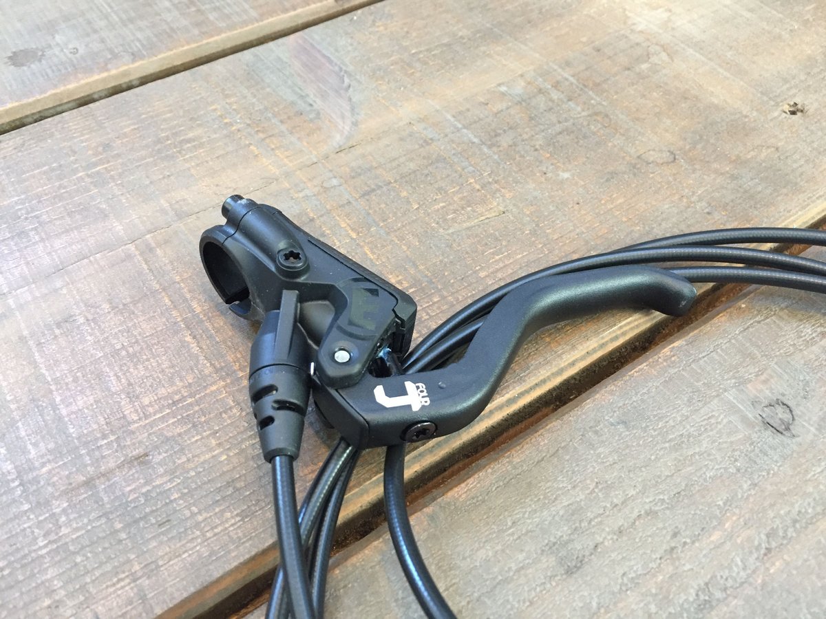 MAGURA MT NEXT MT4 ディスクブレーキセット P/Mタイプ | IKKEI B MAGURA MT NEXT MT4 ディスクブレーキセット P/Mタイプ | IKKEI B