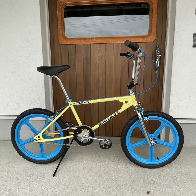 HOW I ROLL HOW I ROLL