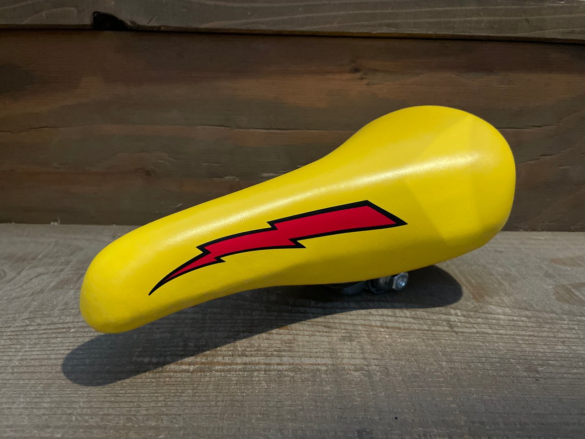 KUWAHARA クワハラ Lightning BMXパッド＋グリップ＋サドル