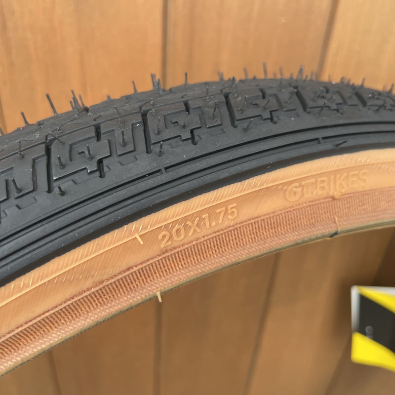 OLD BMX ブロックタイヤ サイドスキン 20インチ 前後セット OLD BMX ブロックタイヤ サイドスキン 20インチ 前後セット 自転車