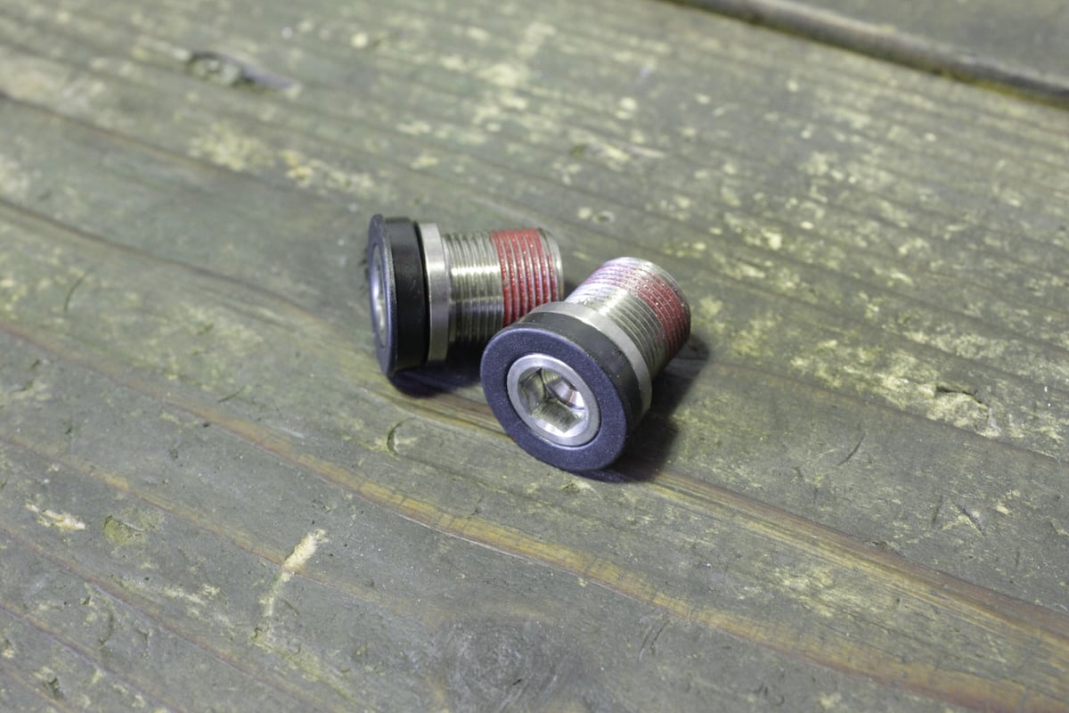 カーボンボトムブラケット 新製品「Carbon Bottom Bracket」が発売されます | ニュース