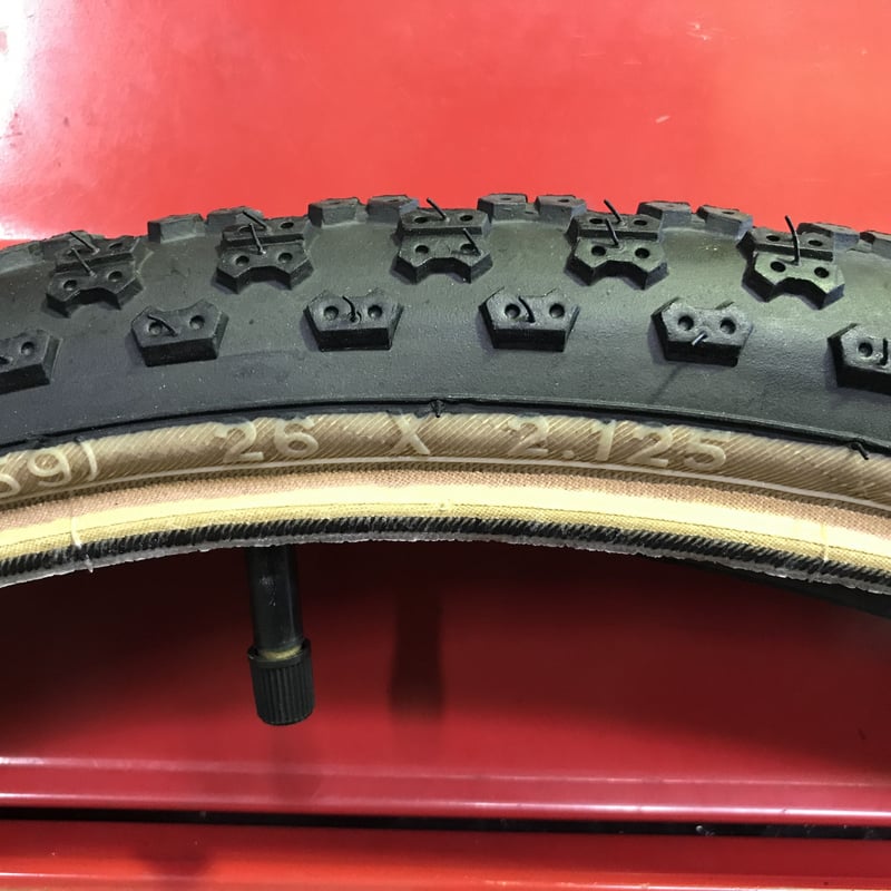 Survivor 26×2.125 タイヤ 1ペア | IKKEI BIKES STORE