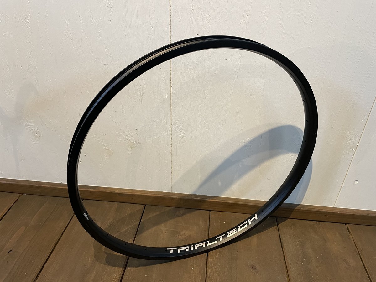 トライアル TRIALTECH リアホイール 19インチ トライアル TRIALTECH リアホイール 19インチ