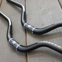 CREWKERZ WAW CARBONハンドルバー 108 | IKKEI BIKES STORE