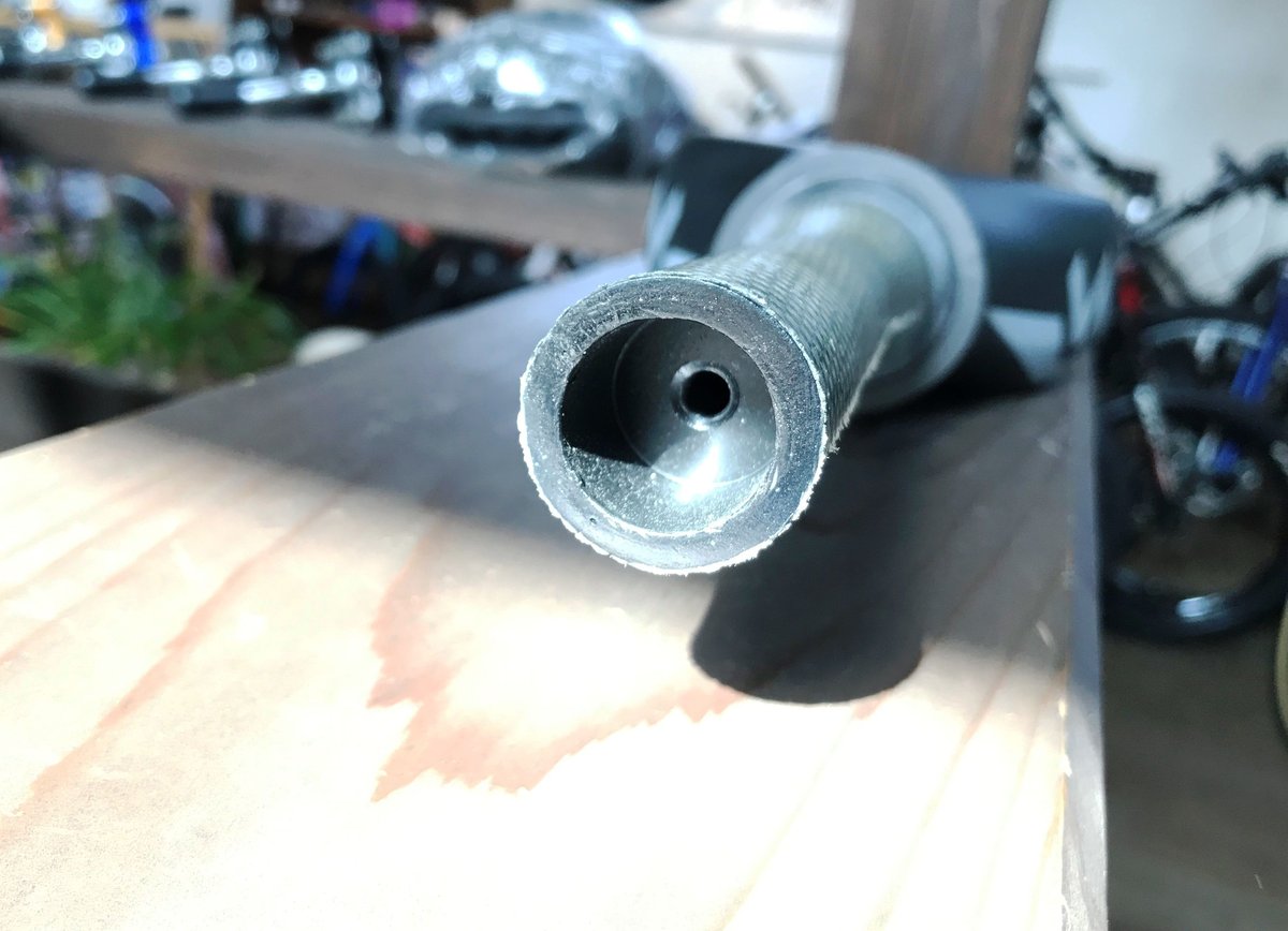 CREWKERZ（クルーカーズ） WAW カーボン [DO] Fフォーク 20in | IK