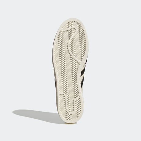 【ラス１】adidas SUPERSTAR 82