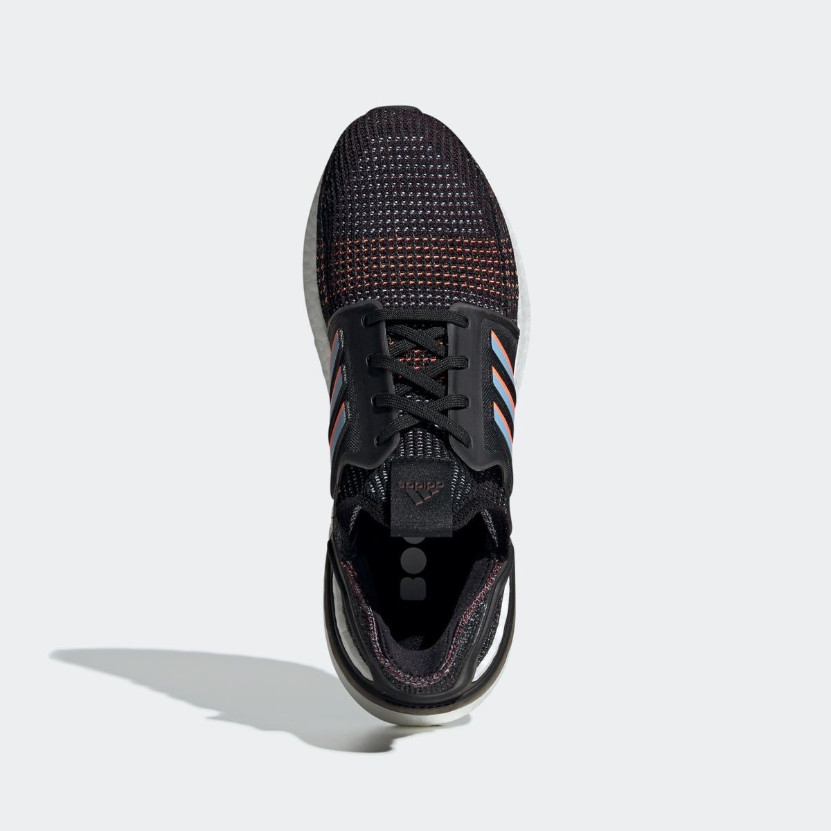 ラス1】 adidas UltraBoost 19 (Core Black/Grow Blu