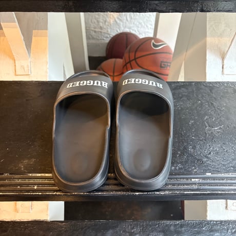 【ラス１】RUGGED "ARCH LOGO” grip sandal (Black)