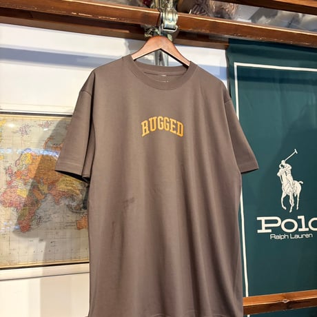 【残り僅か】RUGGED ”SMALL ARCH" tee (Brown/5.6oz)