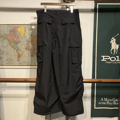RUGGED nylon wide pants (black)