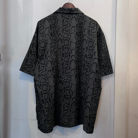 【used】Carhartt WIP S/S SNAKE CAMO SHIRT(XL)