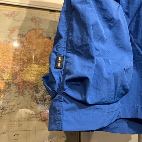 【残り僅か】RUGGED nylon cargo shorts(Royal Blue)
