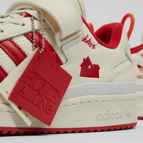 2021年デッドストック『ホームアローン』　HOME ALONE × adidas  フォーラム　28㎝