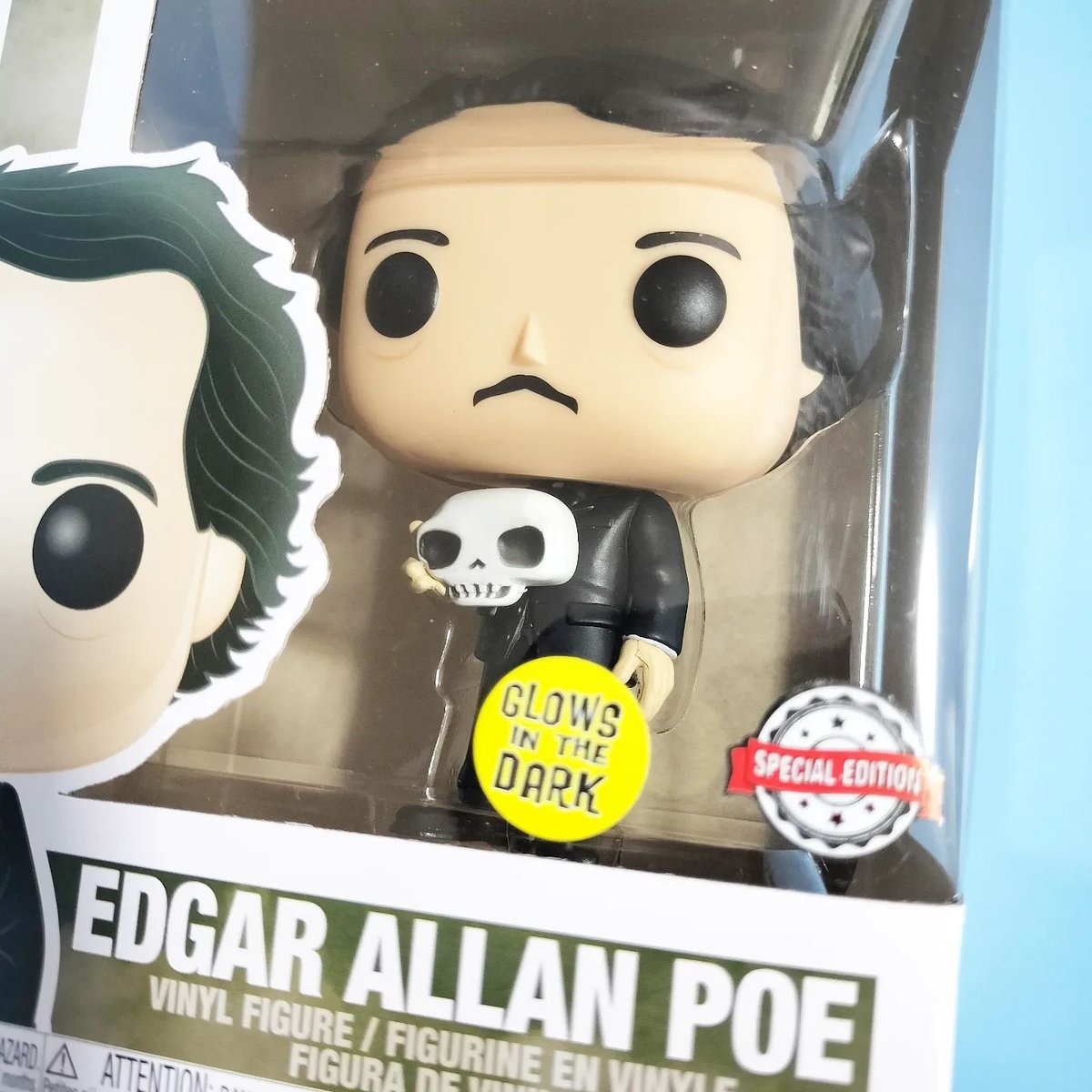 ファンコ ポップ エドガー・アラン・ポー（グロー版） FUNKO POP! Edgar Allan Poe （GITD)