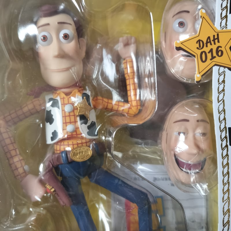 ビースト・キングダム『トイ・ストーリー』 ウッディ Dynamic 8ction