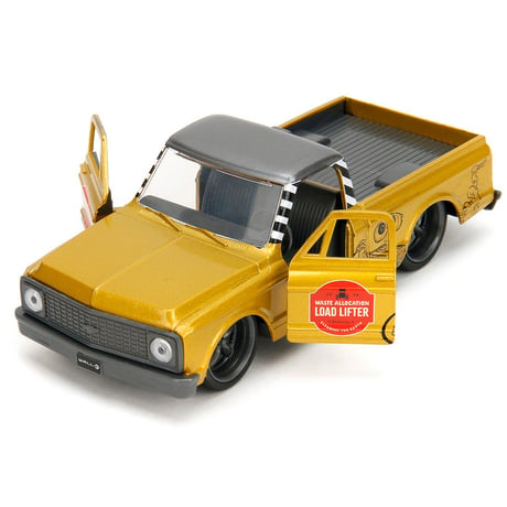 ピクサー　Wall-E　Jada Toys 1/32  1972 Chevy Cheyenne Pickup Diecast Car