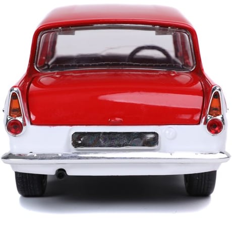 Jada Toys ラッキー・チャーム & 1959 フォード アングリア　1/24ダイキャストカー　Lucky Charms LUCKY THE LEPRECHAUN & FORD ANGLIA