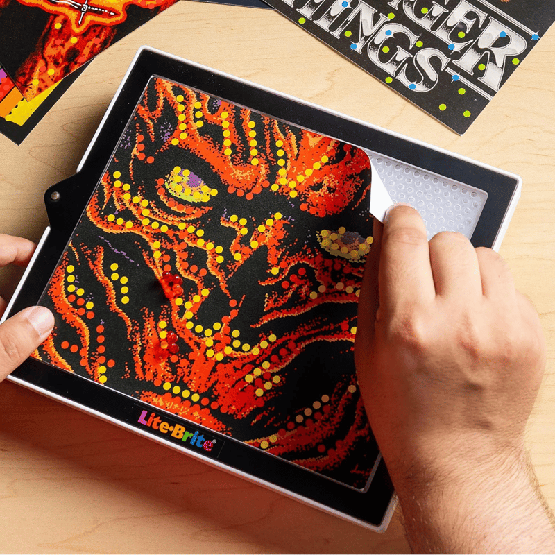 NETFLIX 『ストレンジャーシングス 』 Lite-Brite ColorPOP セット