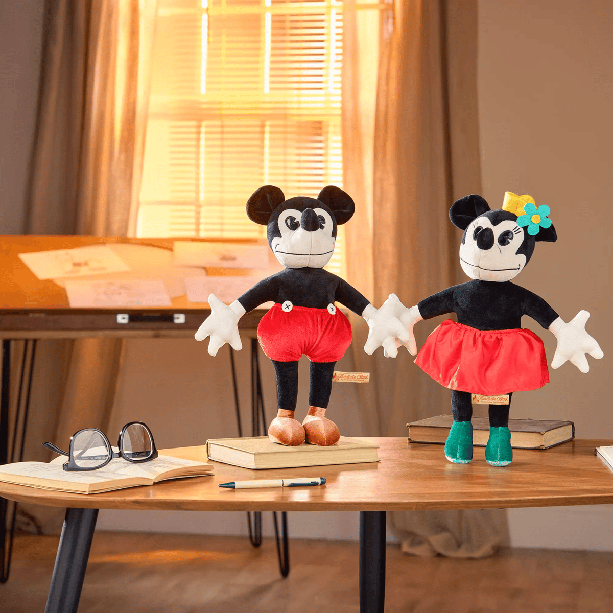 ミッキーマウス＆ミニーマウス コレクターズ レプリカ ぬいぐるみ