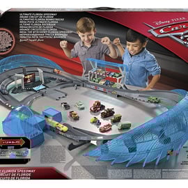 カーズ・クロスロード』今回が最後？マテル・キャラクタカー用の超巨大