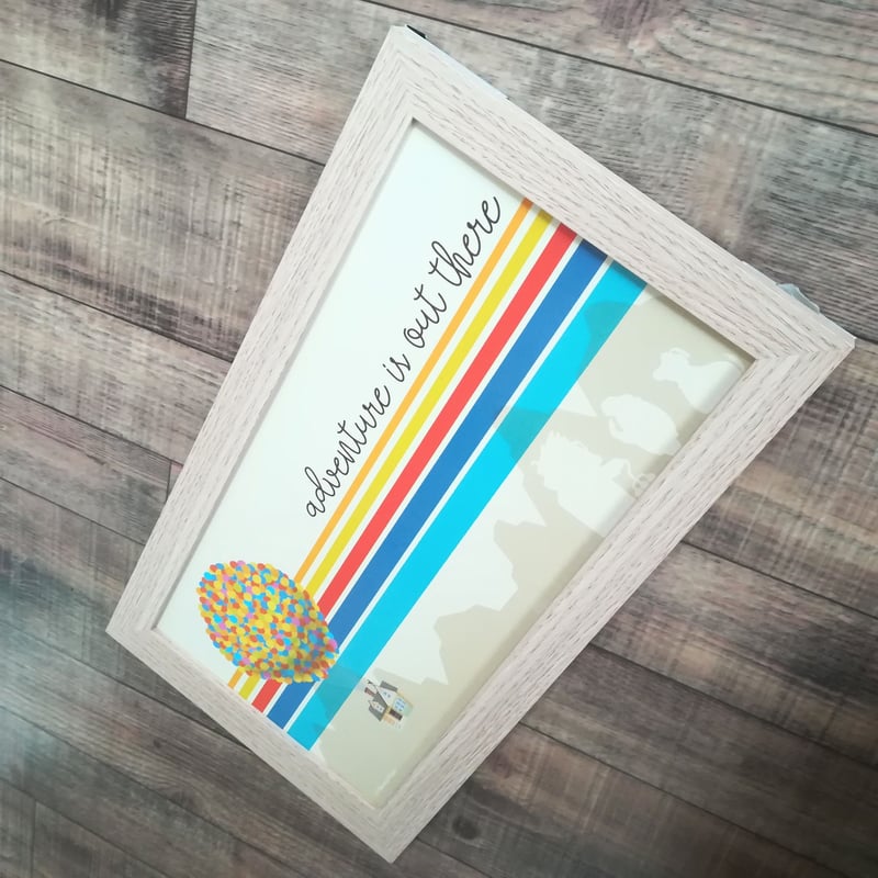 カールじいさんの空飛ぶ家』 Adventure is out there 木製ウォール