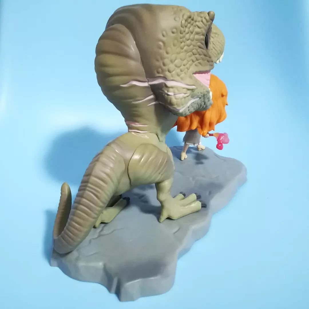 セールFUNKO POP! ジュラシックワールド　クレア　発煙筒限定 FUNKO POP! ジュラシックワールド クレア with 発煙筒限定