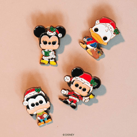 2020年　ファンコ ポップ ディズニー クリスマス コレクターズセット　 Funko Disney Holiday Collectors Box  with 2 Pop!
