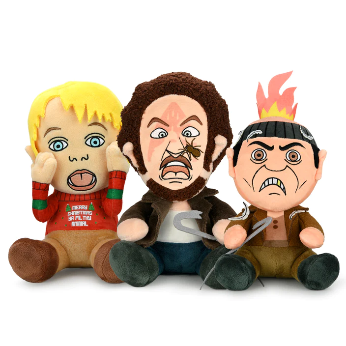KIDROBOT『ホームアローン』30周年のぬいぐるみ ケビン、ハリー