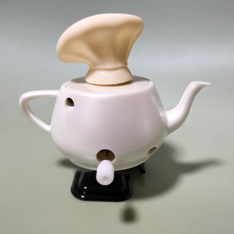 2007年 ピクサー レンダーマン ウォーキング・ティーポット　Pixar Renderman walking Teapot   "Chef Hat"