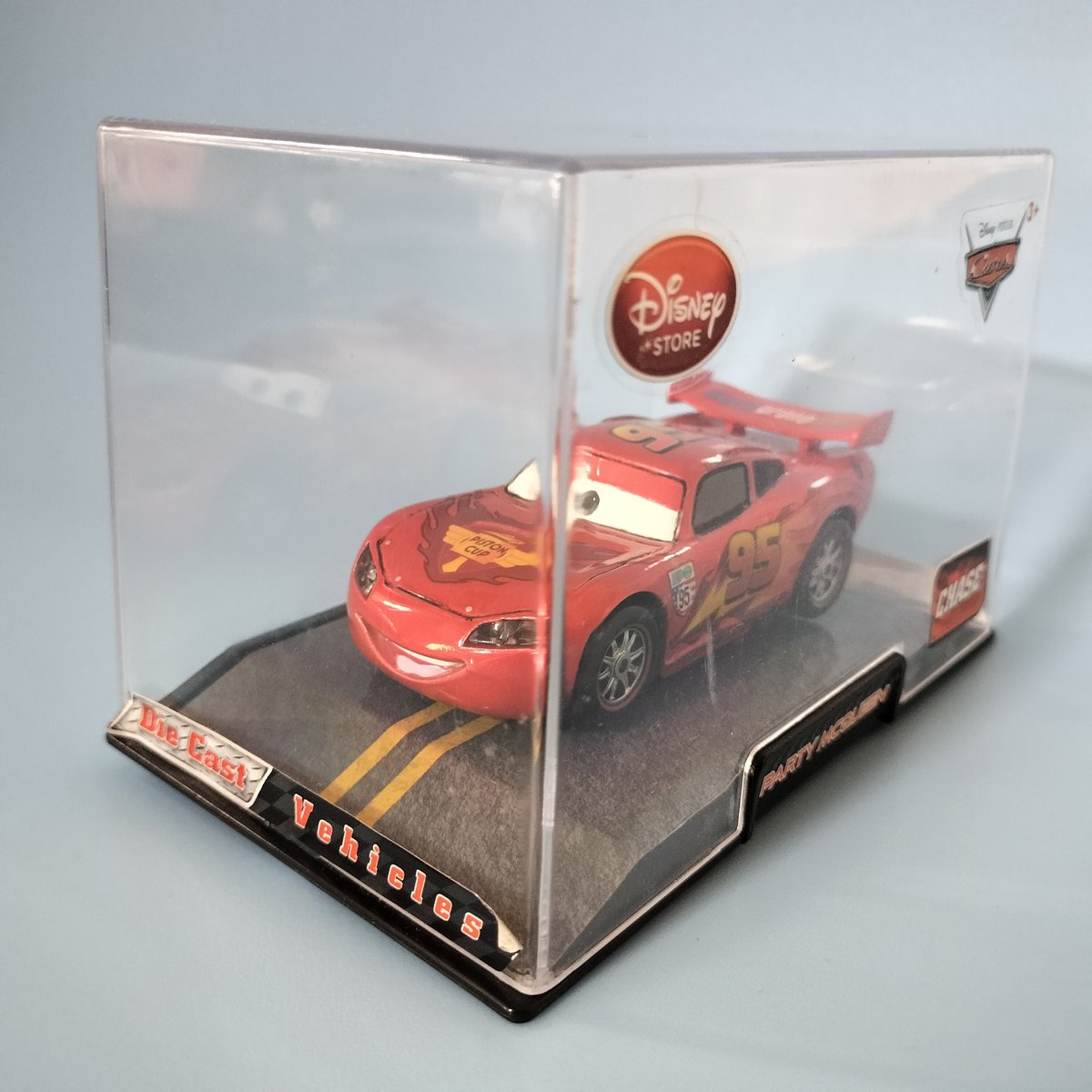 SA506 未開封 ディズニー ディズニーストア カーズ2 歌舞伎 ダイキャスト SA506 未開封 ディズニー ディズニーストア カーズ2 歌舞伎 ダイ