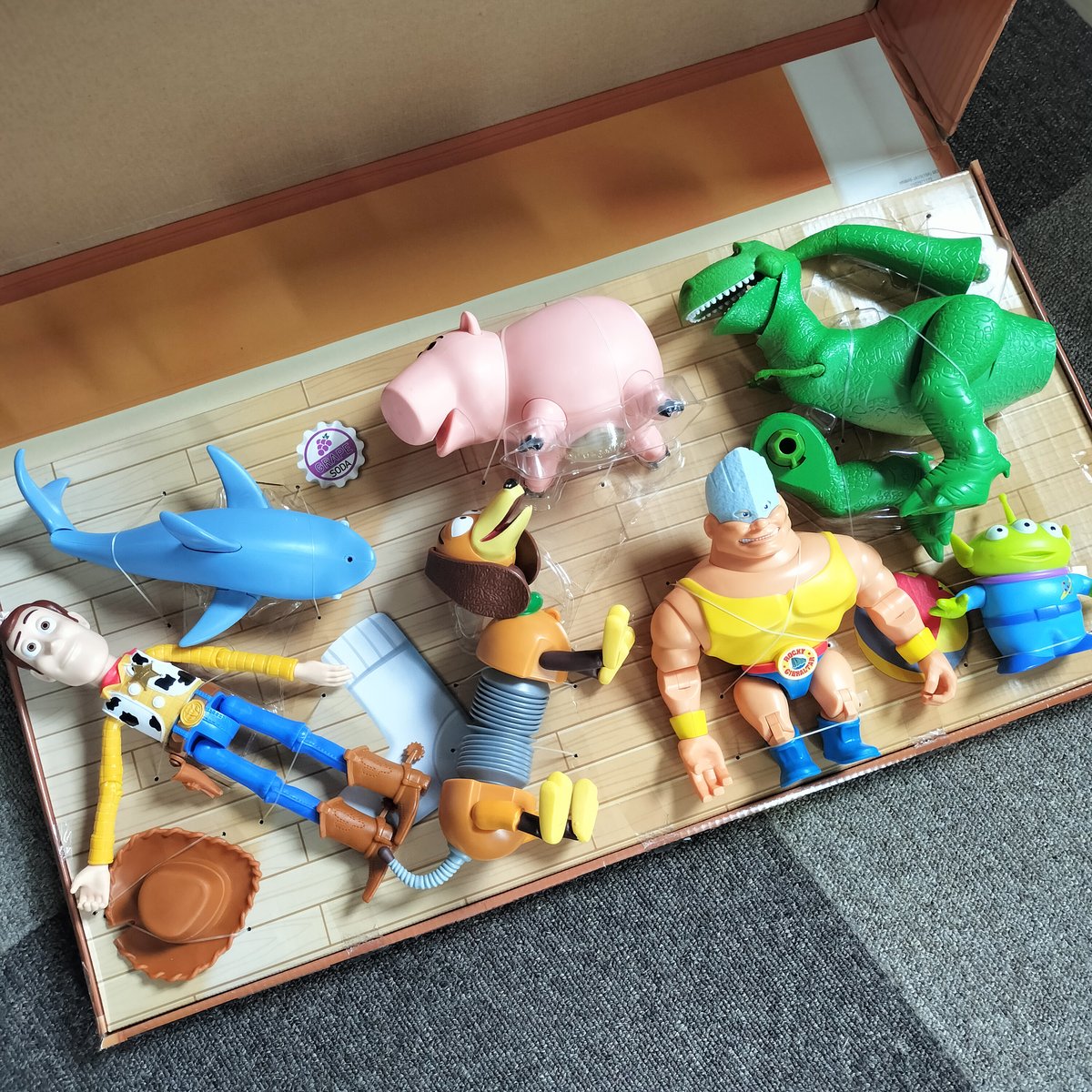 ディズニー100周年 トイストーリー アクションフィギュア 7体セット ディズニー100周年 トイストーリー アクションフィギュア 7体セット