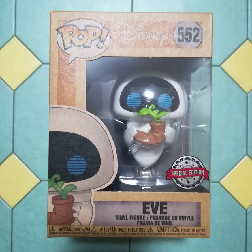 🌏ピクサー『WALL-E』アースデー限定 ウォーリーとイヴの