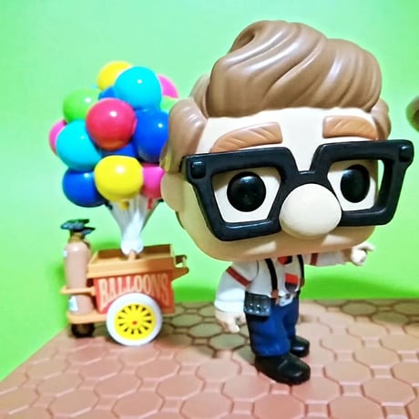 ファンコ ポップ 『カールじいさんの空飛ぶ家』カール＆エリー w/バルーン・カート  FUNKO POP! Disney Pixar Up Carl & Ellie with Balloon Cart