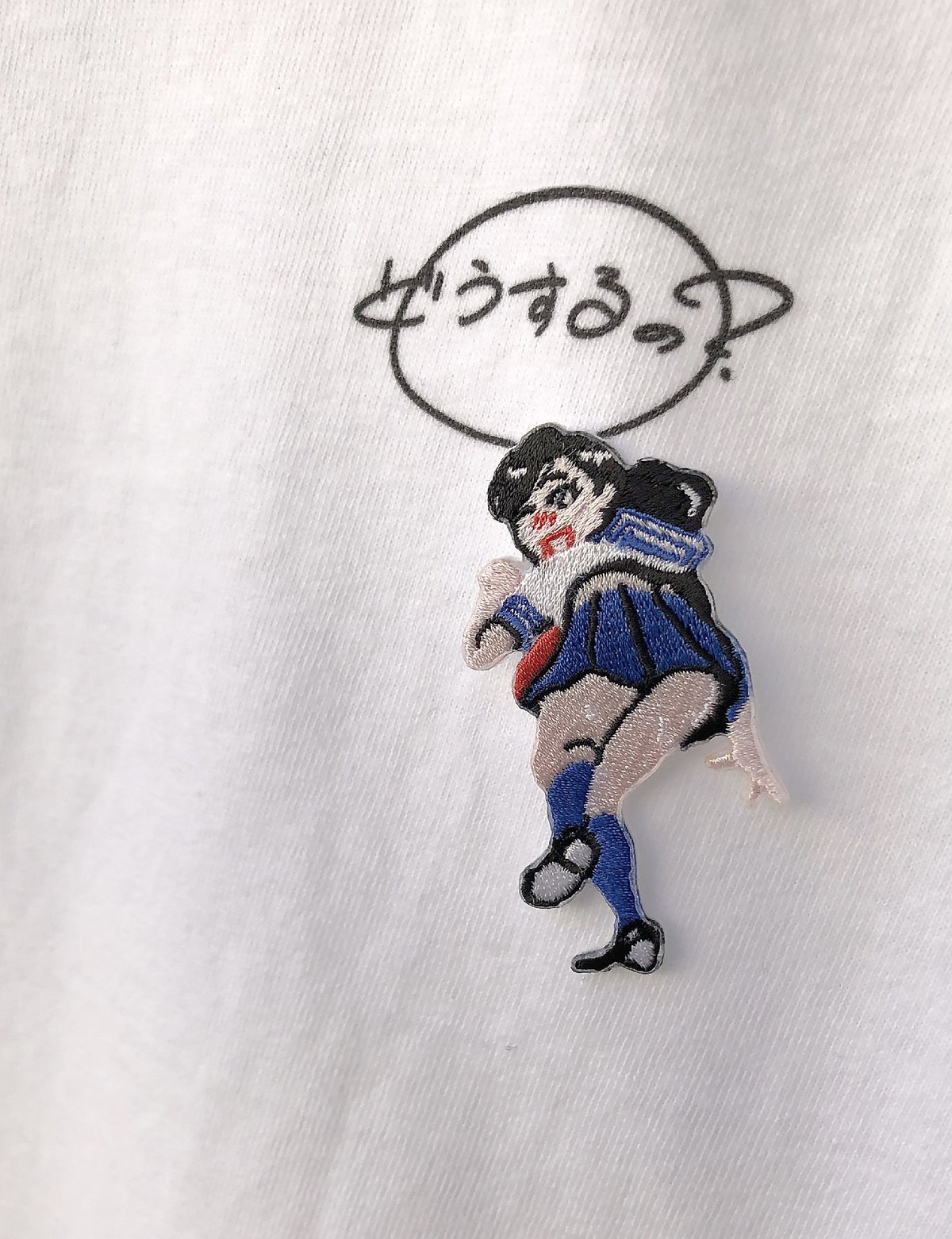 刺繍ピンブローチ モンサンミッシェルの望月愛美 | リボン色の