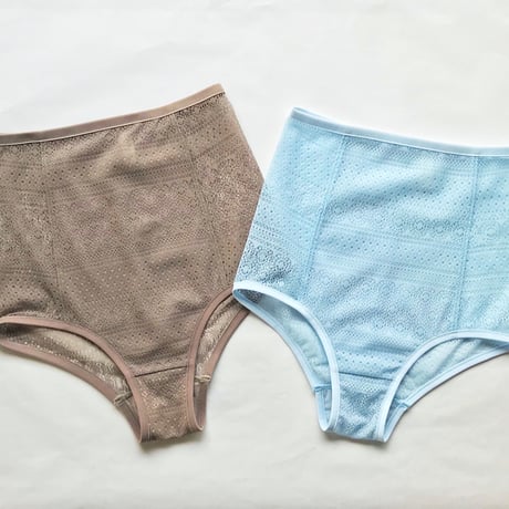 Geometric    high waist shorts