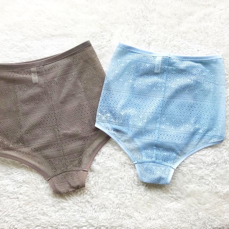 Geometric    high waist shorts