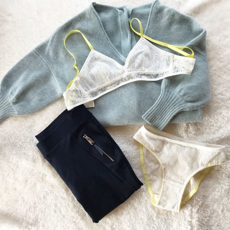 Flocky Lace bra