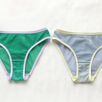 Bi-color net  shorts
