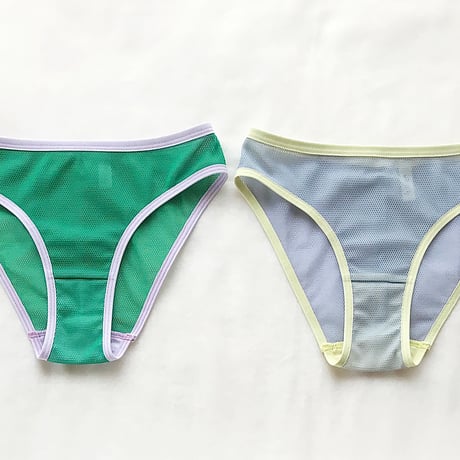Bi-color net  shorts
