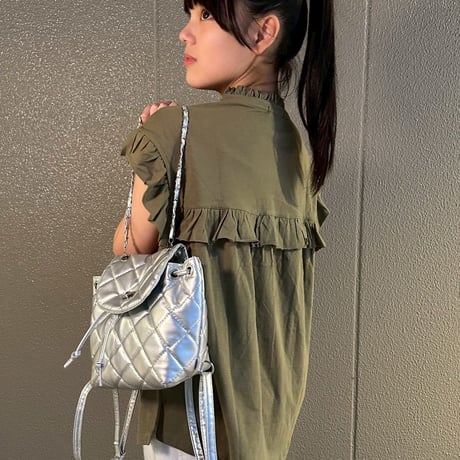 gTフリルシャツ