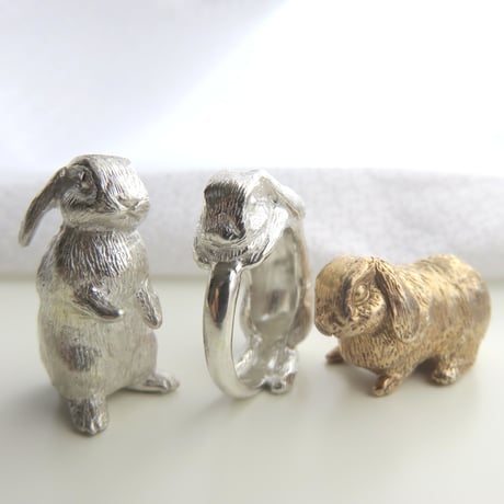 うさぎの置物　ホーランドロップ立ち姿　 兎年　飛躍の年　子宝のお守り