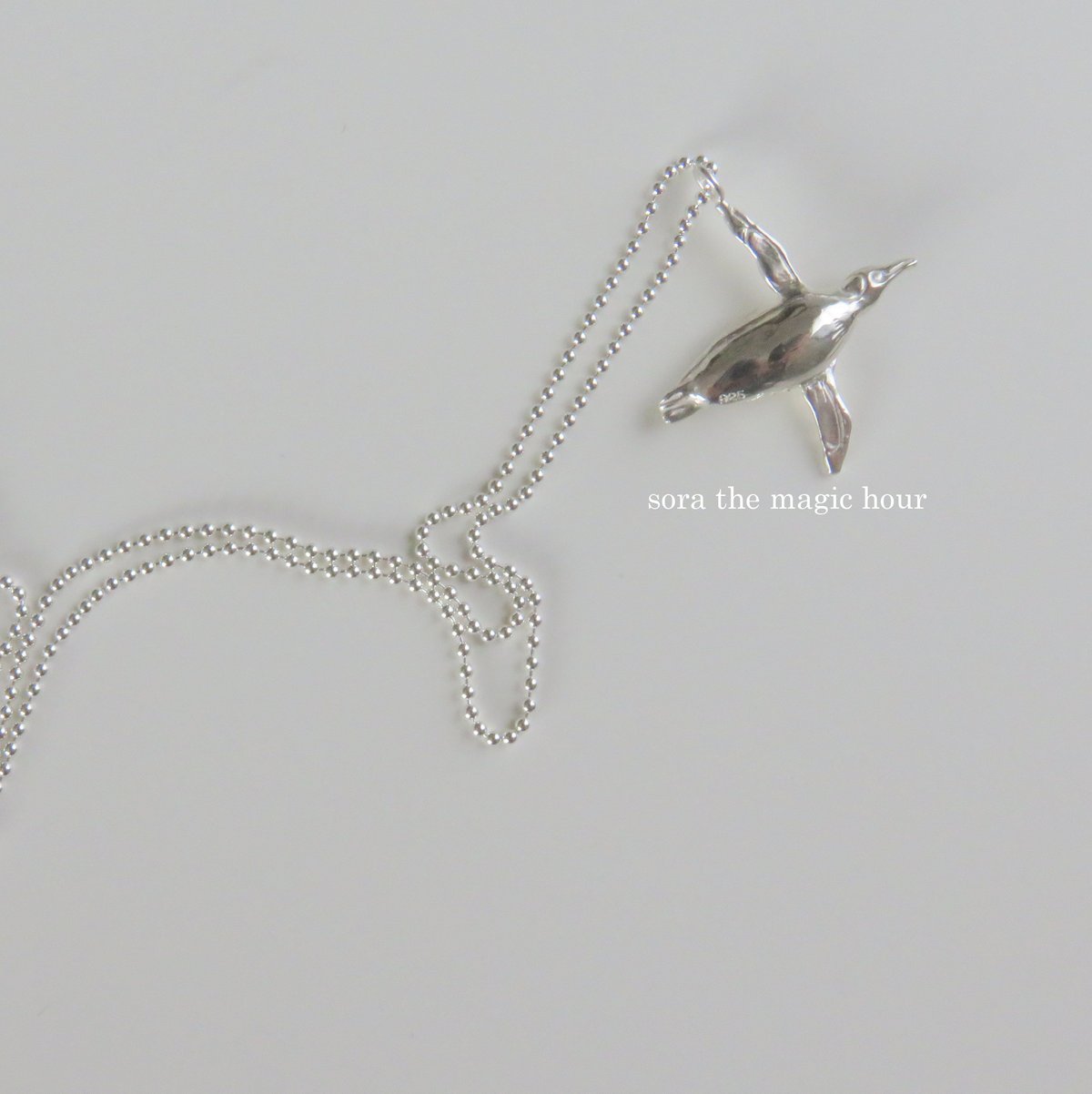 泳ぐペンギンのネックレス 躍動感あふれるかっこいいペンギンシルバー