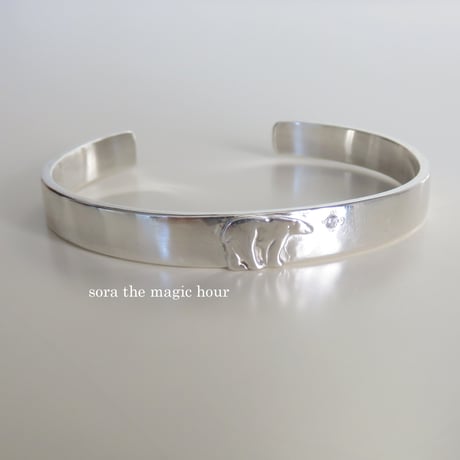 ホッキョクグマのバングル　ブレスレット　Polar bear　silver925　しろくま【受注生産】
