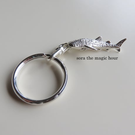 ジンベエザメ　キーリング　Whale shark  key ring リアルなジンベエザメのキーホルダー　silver925製