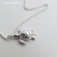 アオウミガメ ネックレス　green turtle