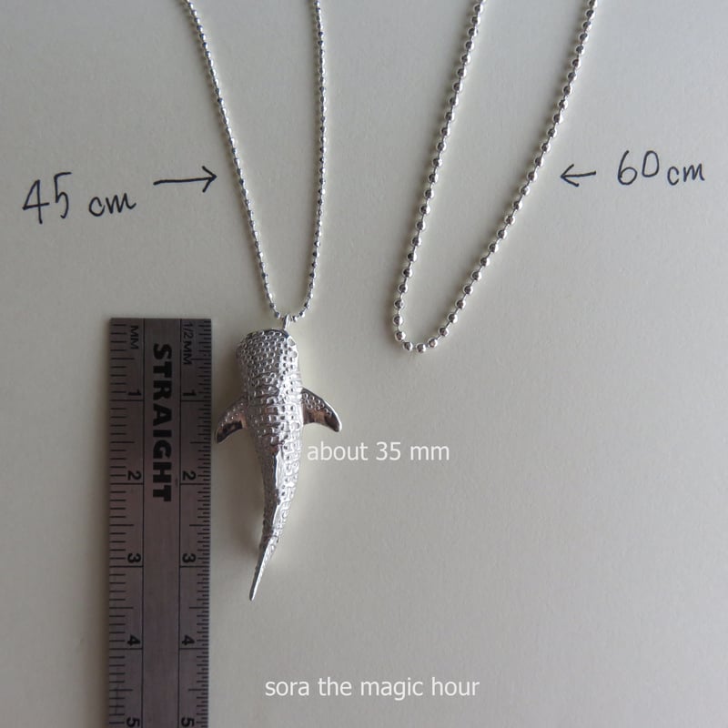 ジンベエザメ ネックレス Whale shark necklace 海の生き物好きさんへ