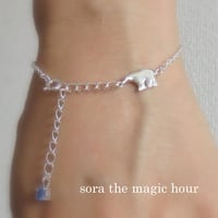 ホッキョクグマの石が揺れるブレスレット　Polar bear　silver925　しろくま【受注生産】
