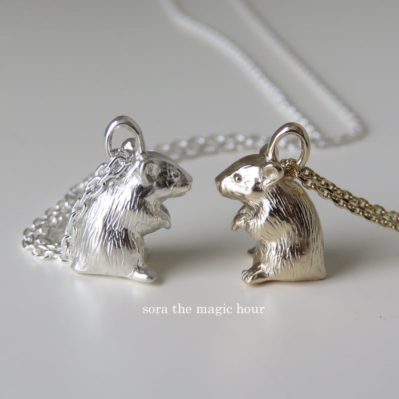 ネズミとチーズのシルバーネックレス(購入時30,000円) ネズミとチーズのシルバーネックレス(購入時30,000円)