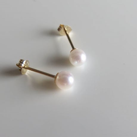 Baby pearl earring　一粒アコヤ真珠ピアス 4mm　K18【受注生産】