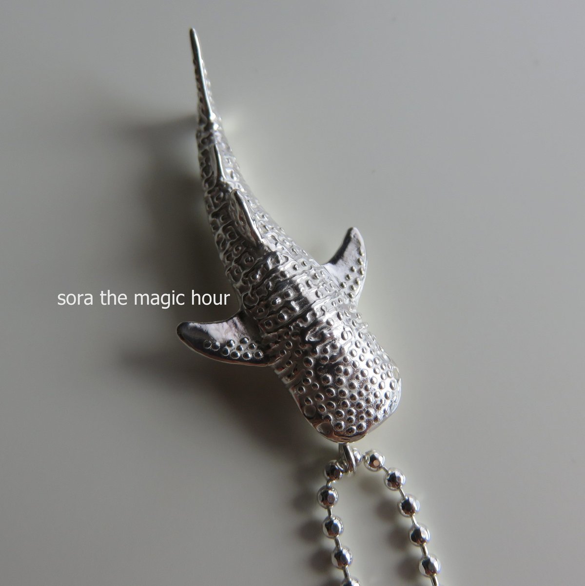ジンベエザメ ネックレス Whale shark necklace 海の生き物好きさんへ 